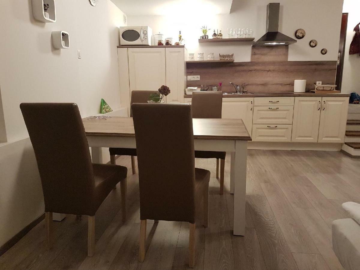 Romantic Apartments Sweet Baci 마리보르 외부 사진